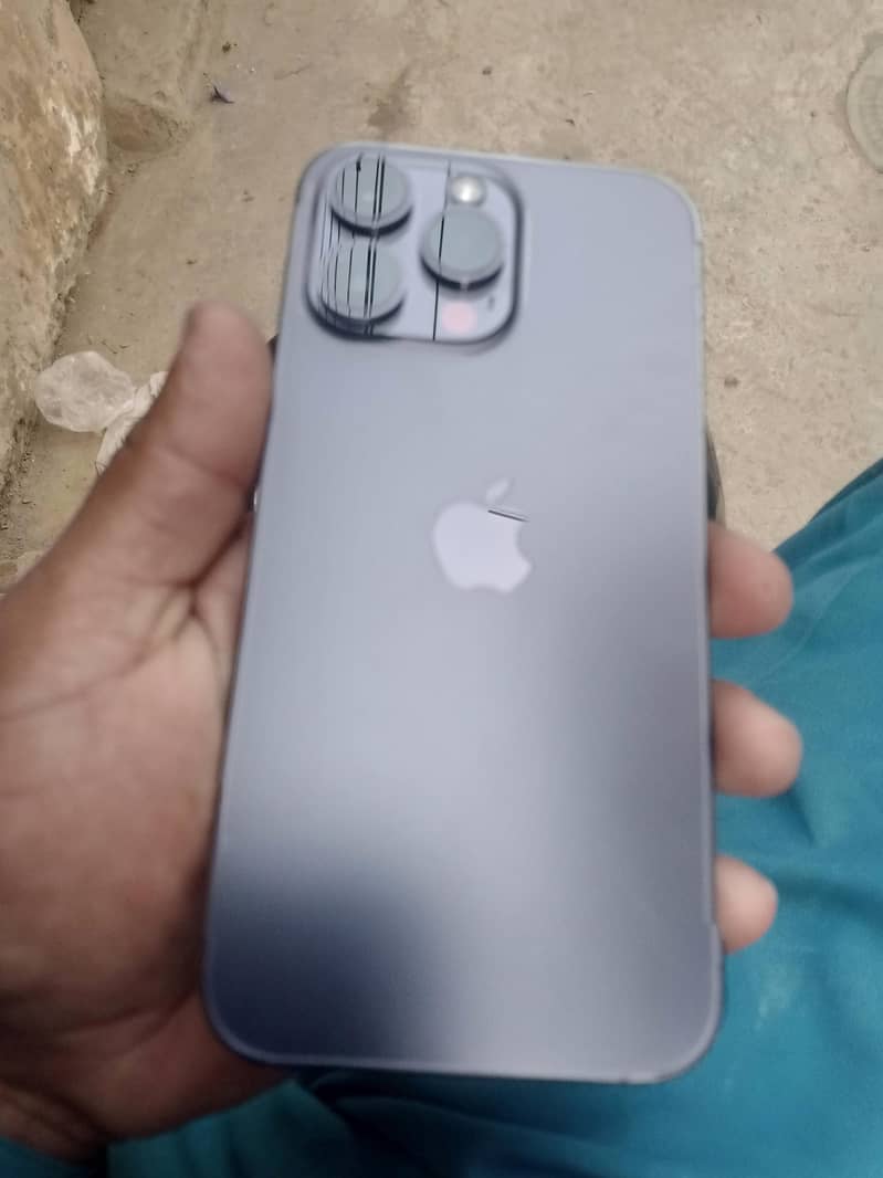 Apple iPhone 14 Pro Max 2