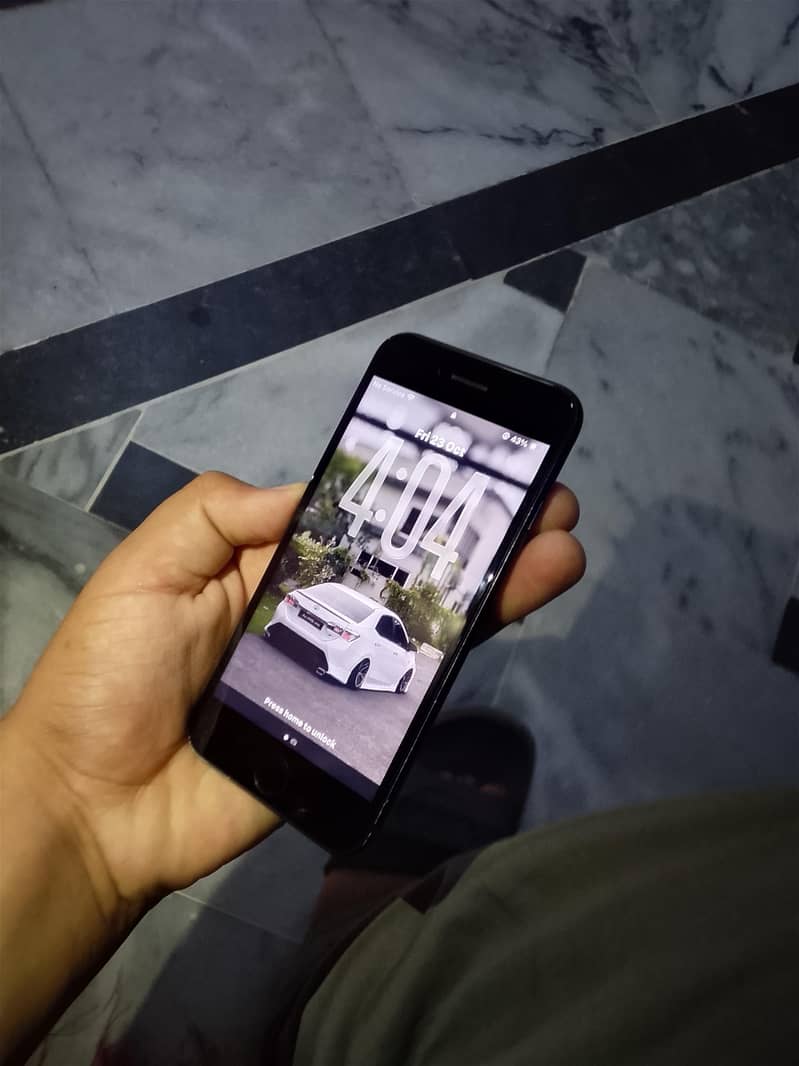 Apple iPhone SE 3rd 5g 3