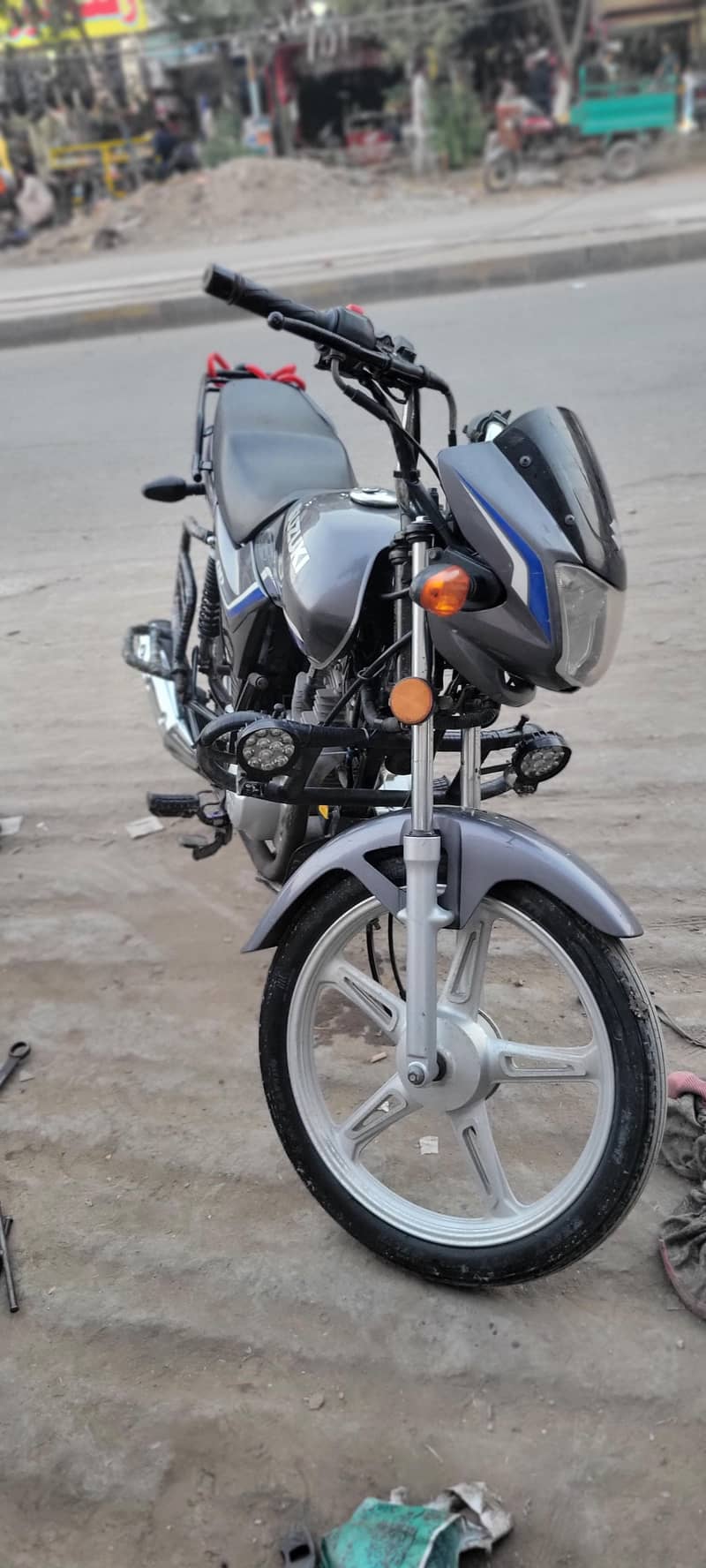 Suzuki 1
