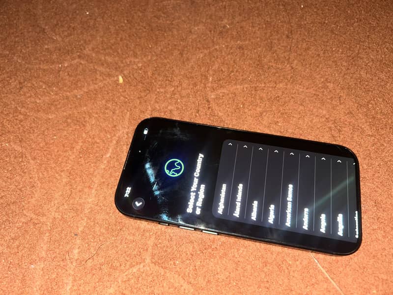 Apple iPhone 16 Pro 2