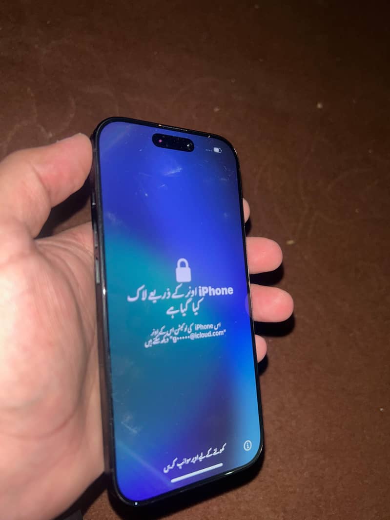 Apple iPhone 16 Pro 4