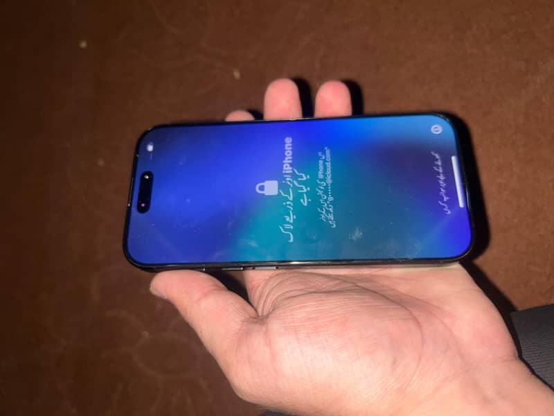 Apple iPhone 16 Pro 6