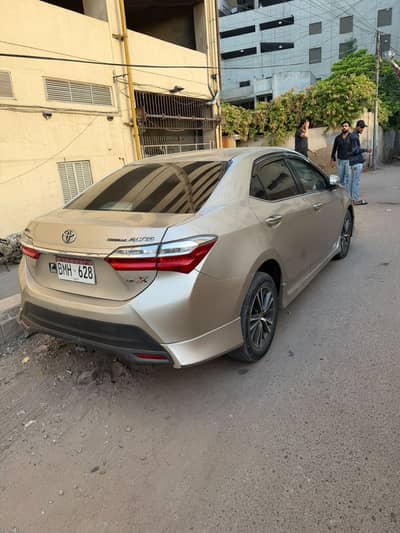 Toyota Corolla Altis 2018 full original 0/3/2/5/7/0/5/4/0/9/7