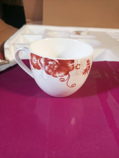 Brand New 72-Piece Bone China Dinner Set for Sale