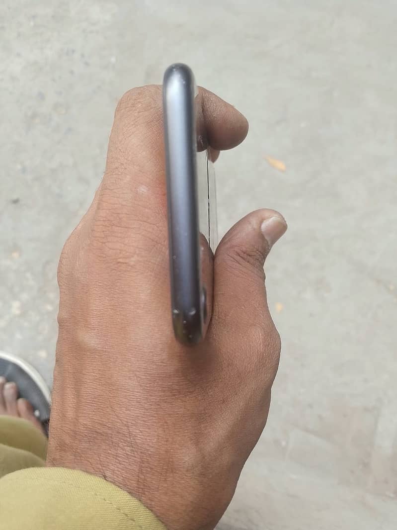 Apple iPhone 8 7