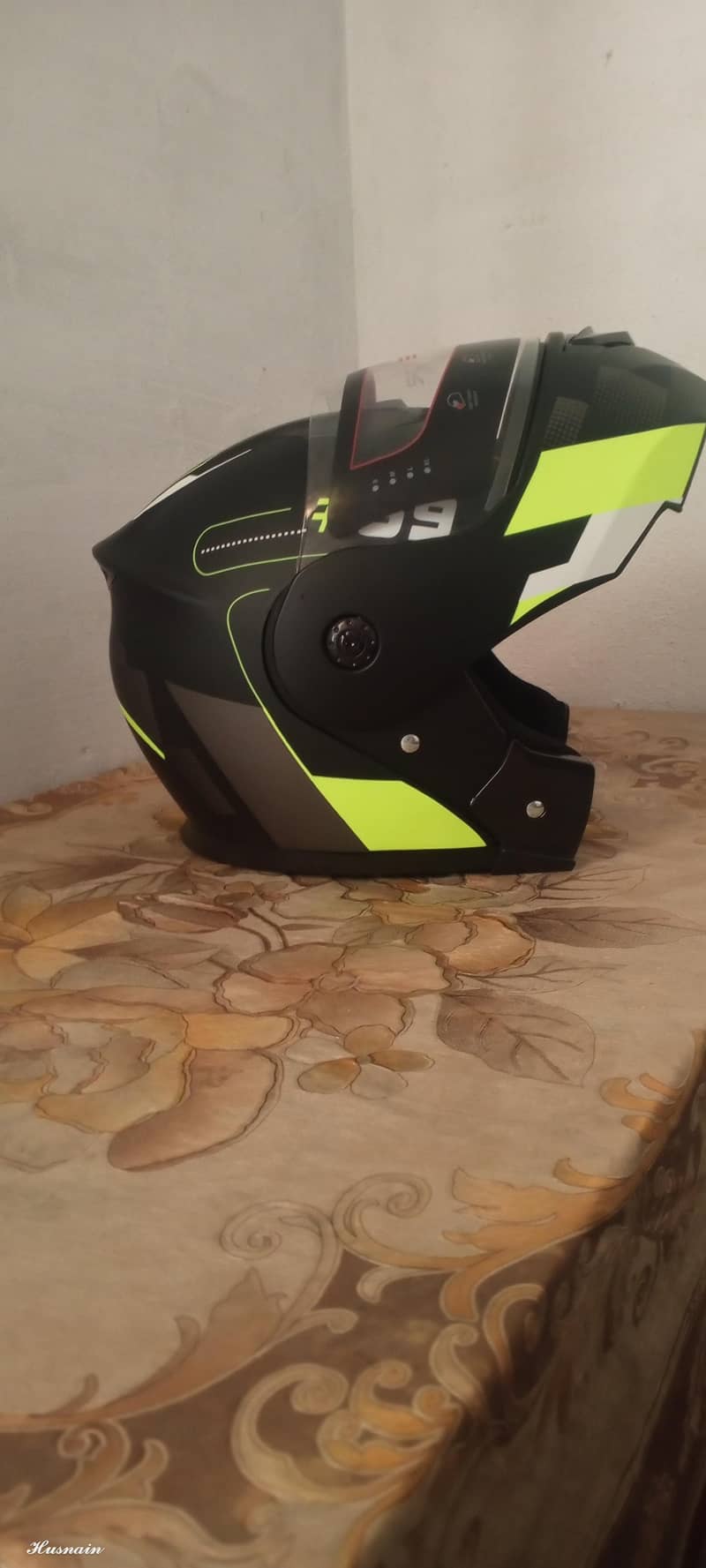 Vector Flip Up Helmet 1