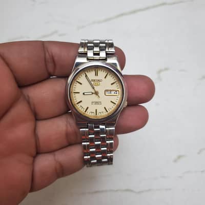 Seiko 5 Automatic 21 Jewels Vintage 7s26 Watch (Original)