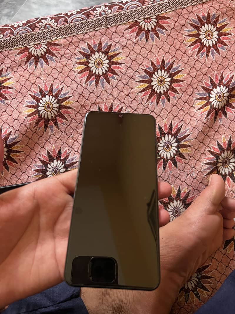Realme Note 60x 3