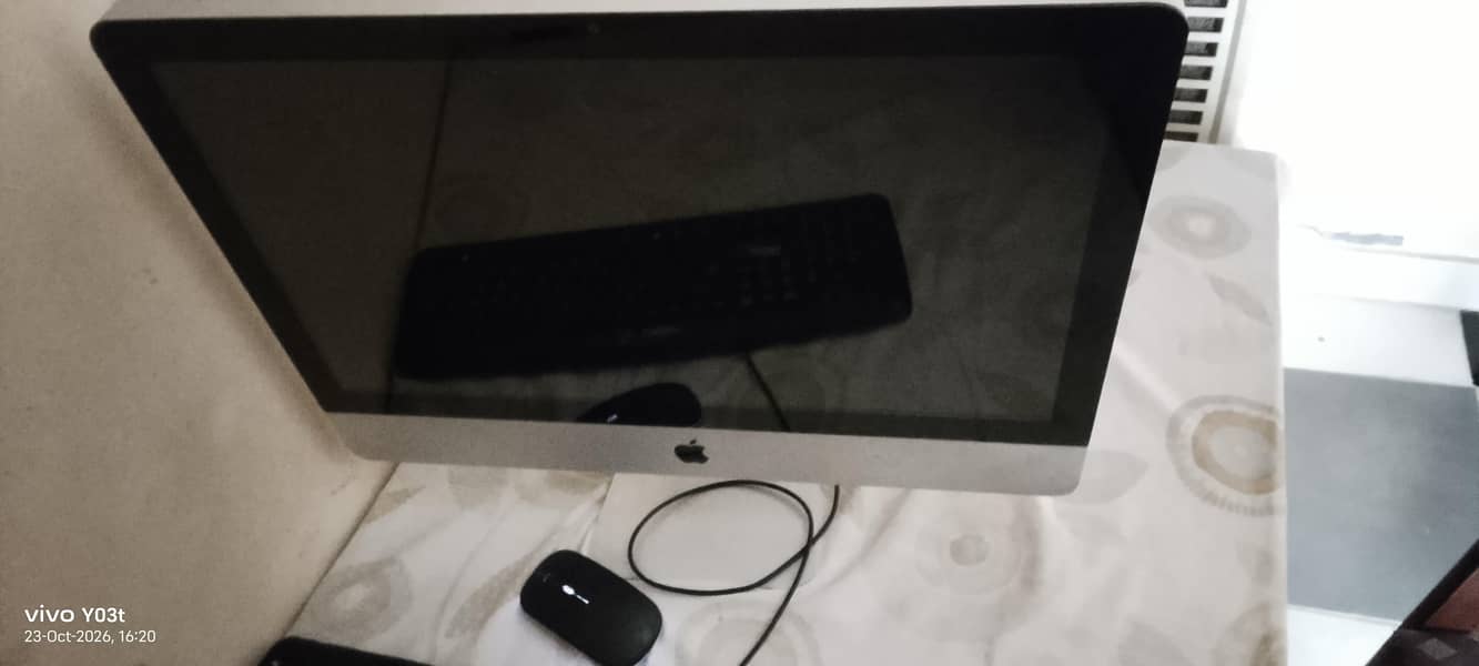 apple computer 0
