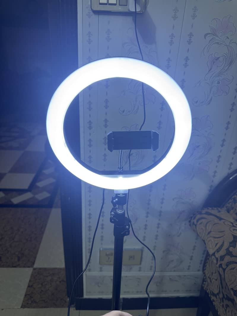 Ring light 0
