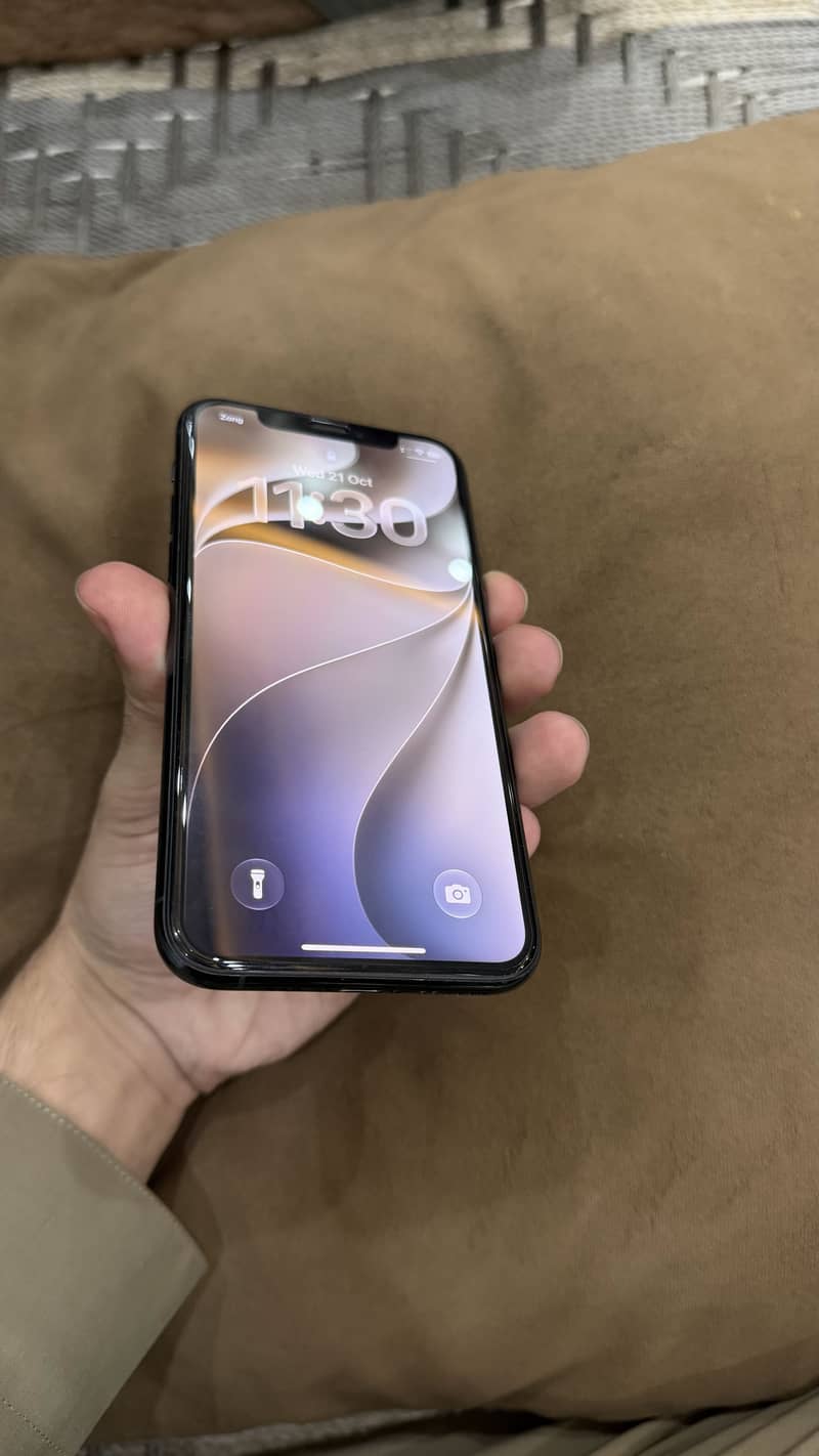 Apple iPhone 11 Pro 7