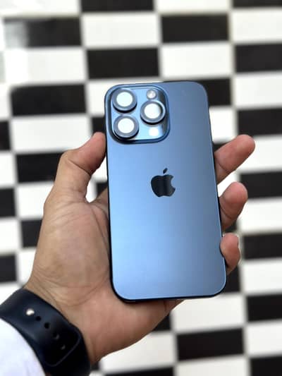 Apple iPhone 15 Pro