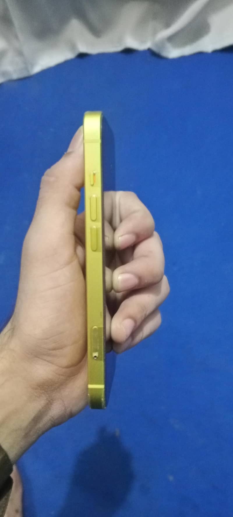 Apple iPhone 14 2