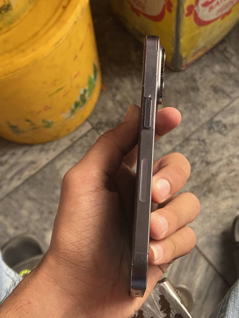 Apple iPhone 14 Pro(JV) 2