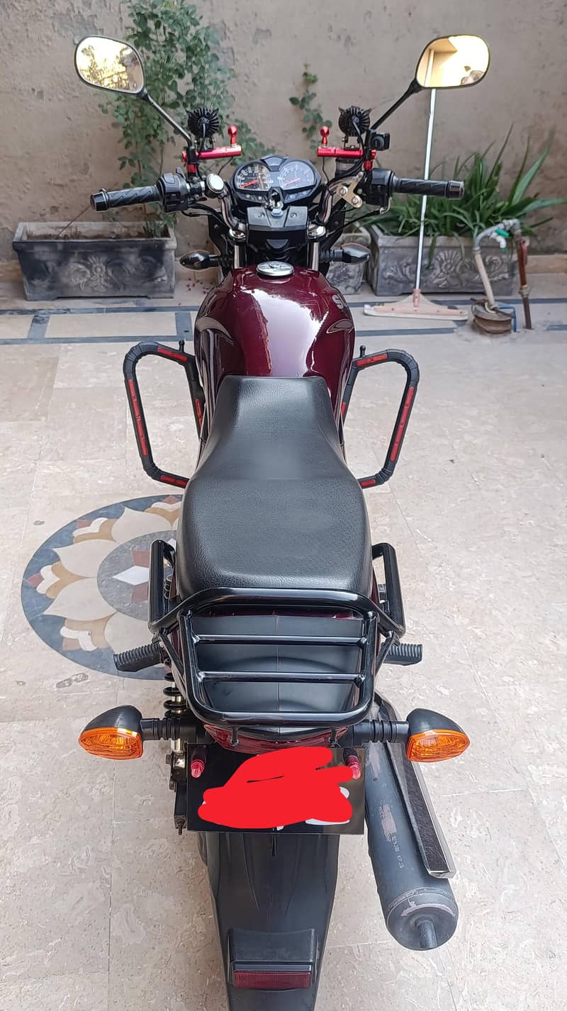 Suzuki GR 150 6