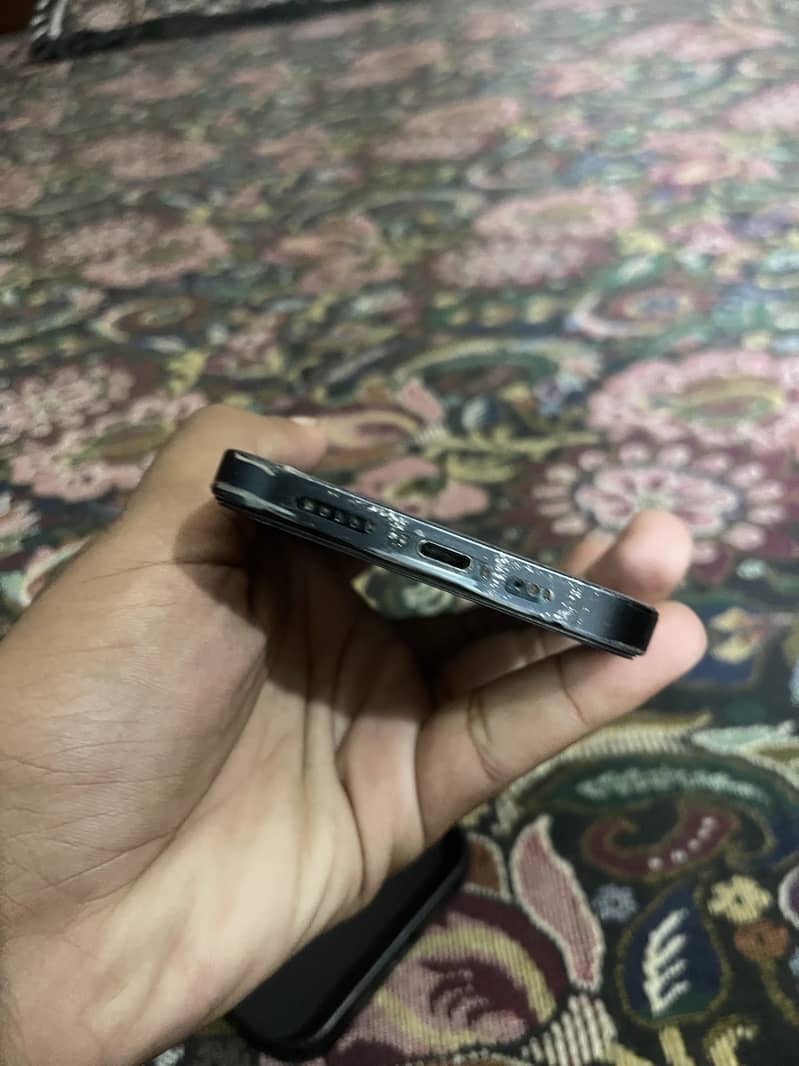 iPhone 12 Pro sim working  Exchange possible 8