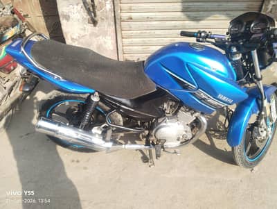 yamah ybr 2015 model jis Bhai ko chahye rabta kary urgent sale