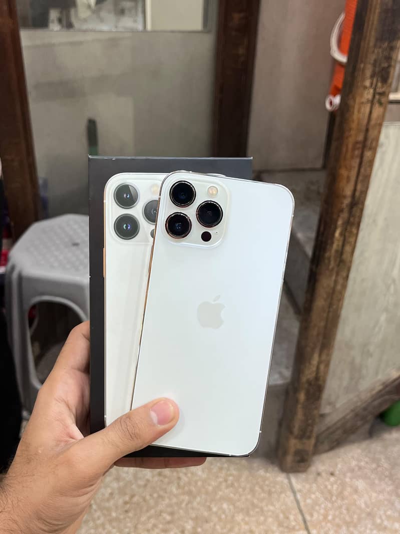 Apple iPhone 13 Pro Max 7