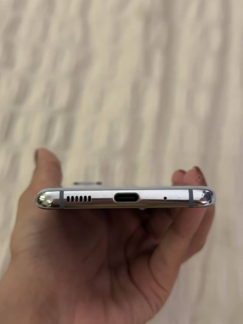 Samsung Mobile S20 4