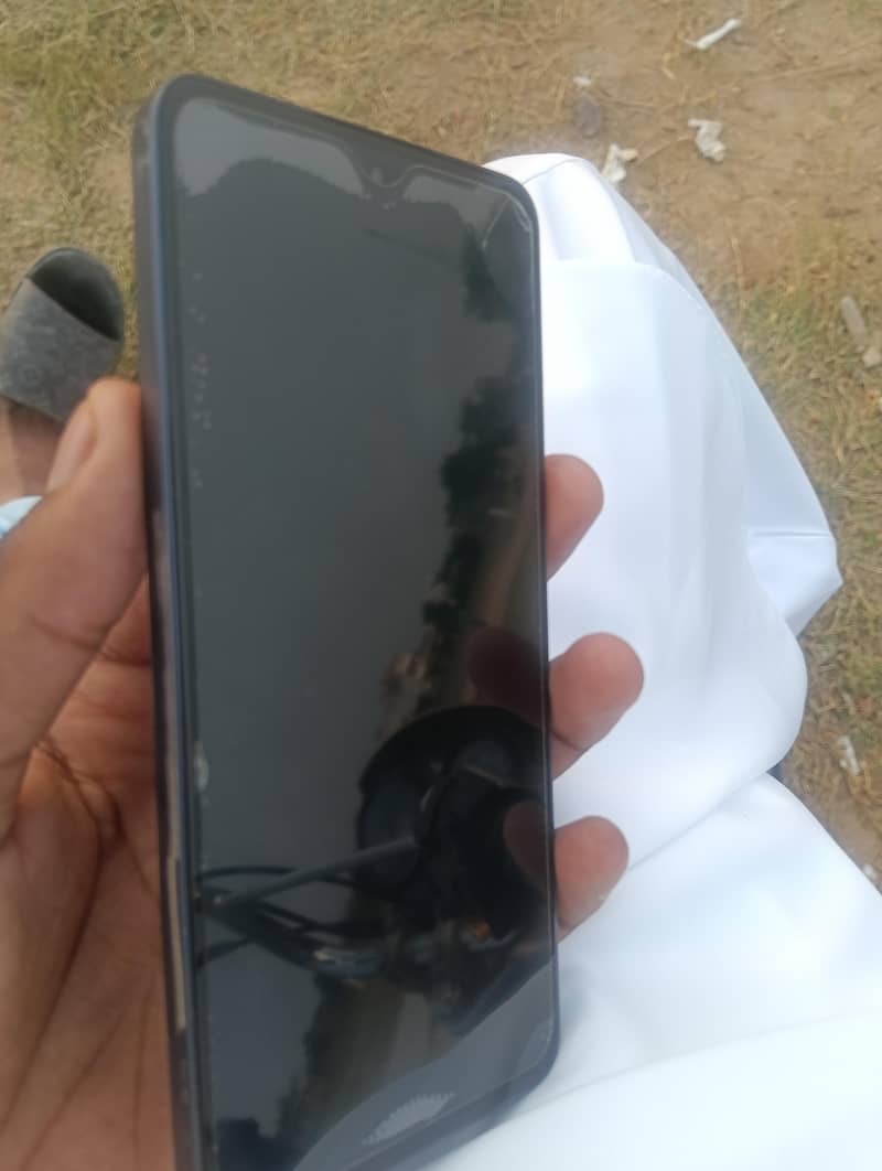 Realme 13 Plus 3