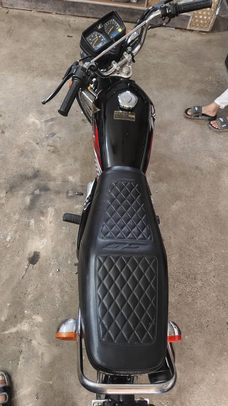 CG:125 model 2024 1
