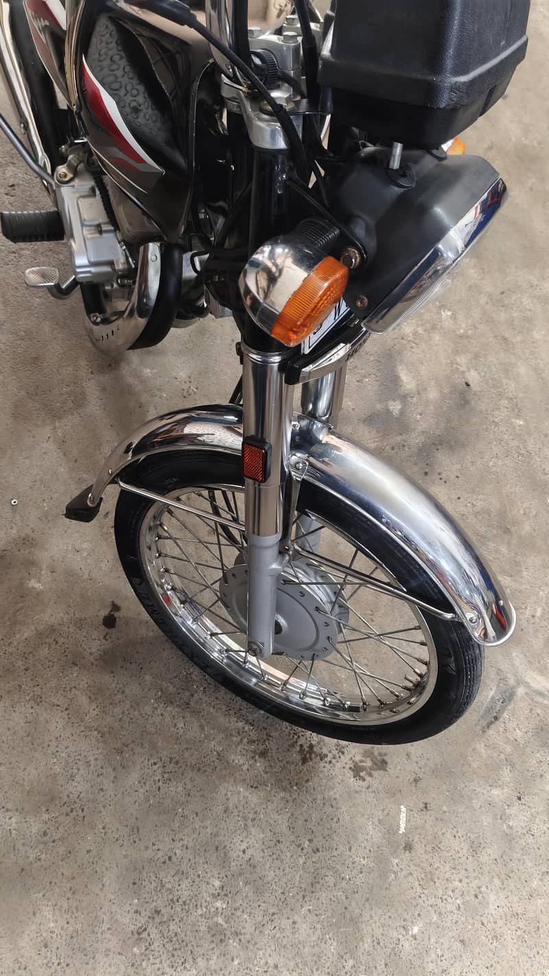 CG:125 model 2024 9