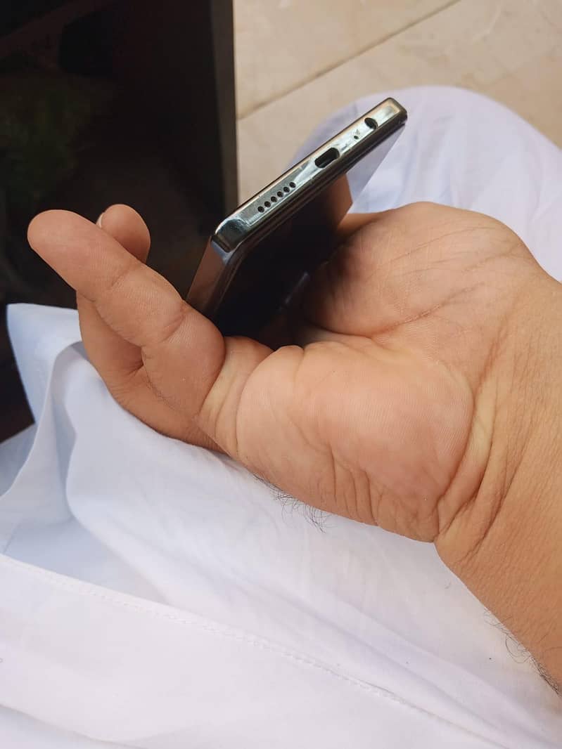 Tecno CAMON 30 1