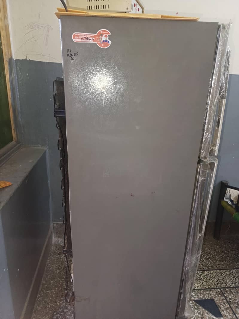 fridge in good condition 1