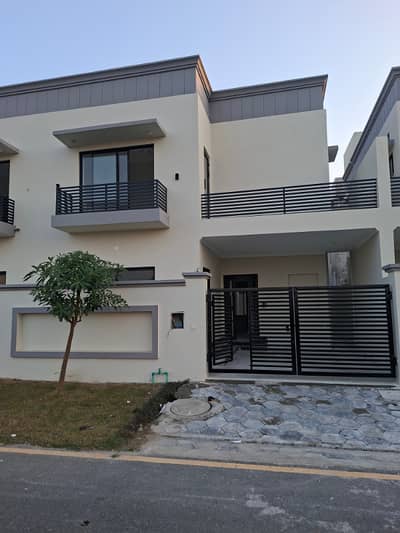 06 Marla Beautiful Brand New Villas For Sale