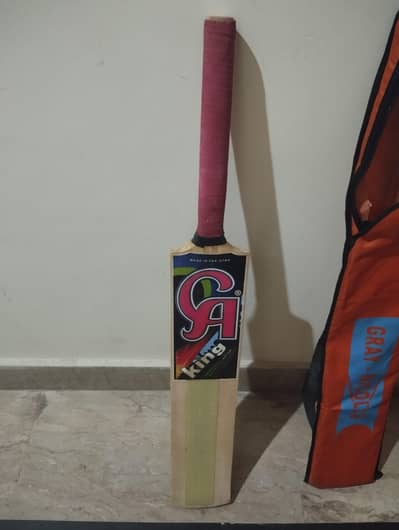 Cricket Bat , tennis Ball, wooden cricket stumps 5.5k Overall price