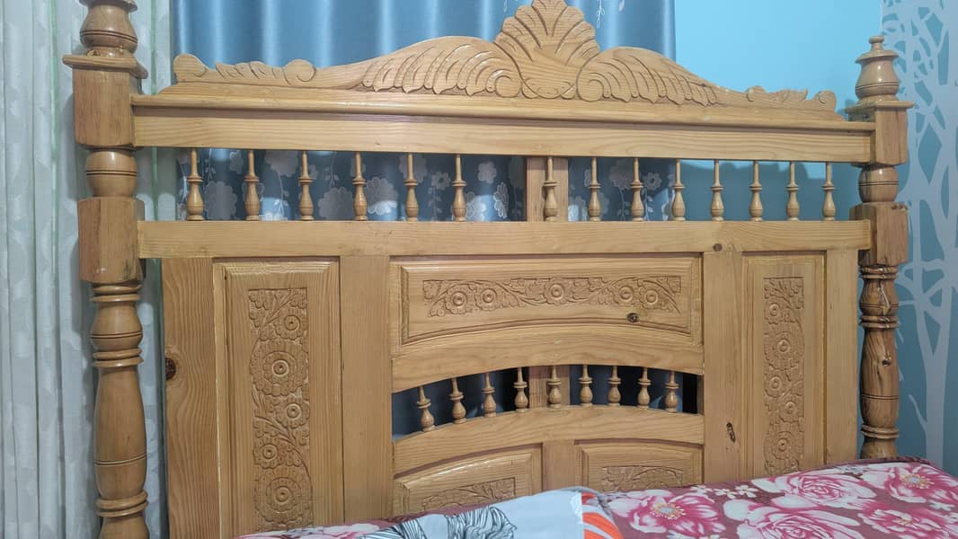 wooden 0