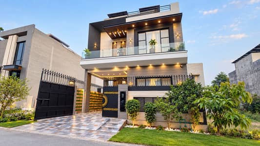 Elegant 5 Marla House for Sale in DHA 9 Town