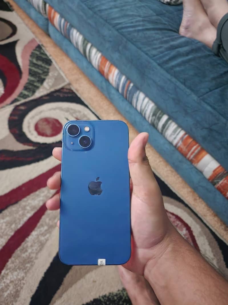 Apple iPhone 13 3