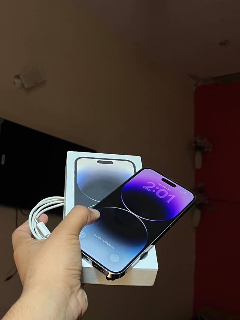 Apple iPhone 14 Pro Max 4
