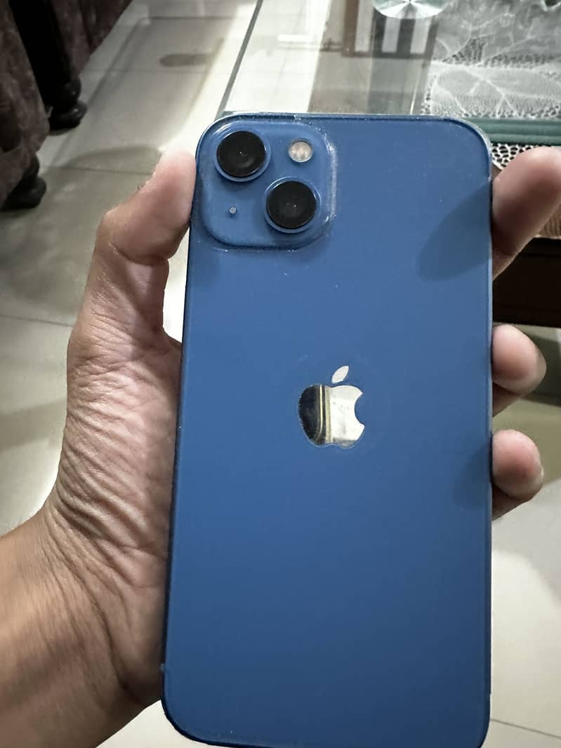 Apple iPhone 13 0