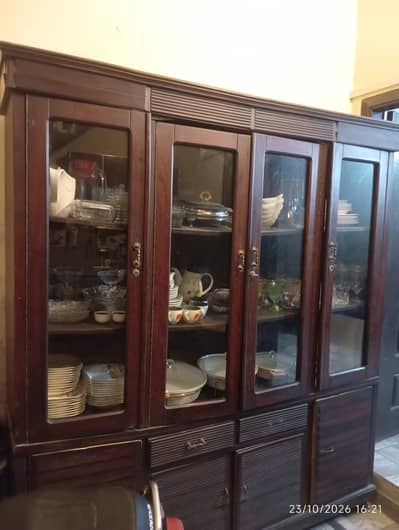 Showcase, bartan wali almari for sale