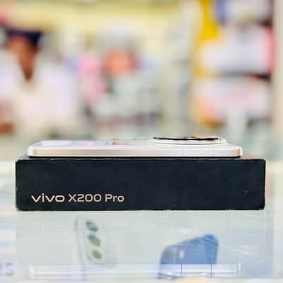 Vivo X200 Pro 16GB 512GB PTA Approved