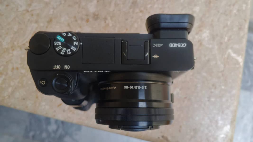 SONY CAMERA A 6400 2
