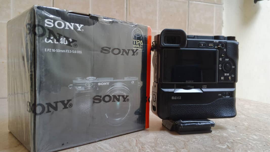 SONY CAMERA A 6400 4