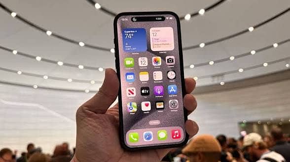 Apple iPhone 15 Pro Max. . 03004724500 my number 1