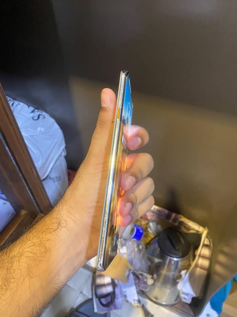 Tecno CAMON 40 Pro 2