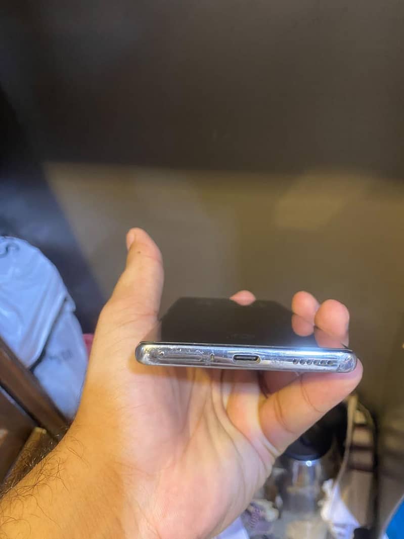Tecno CAMON 40 Pro 6