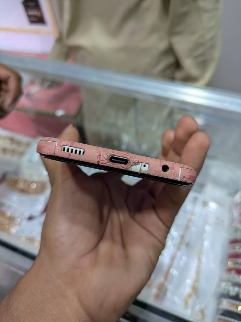 Samsung Mobile A13 6