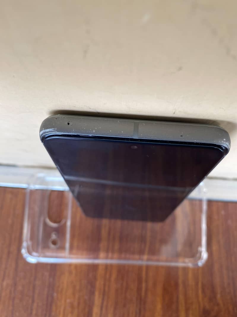 Google Pixel 8 2
