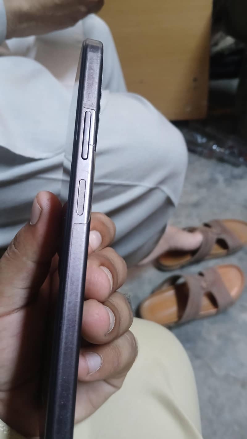 OPPO A6s 3