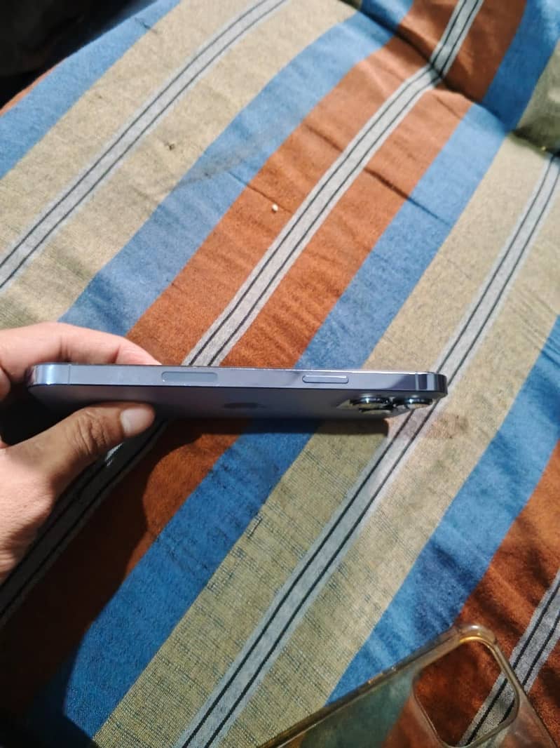 Apple iPhone 13 Pro Max 3