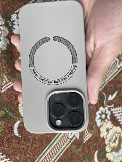 Apple iPhone 15 Pro