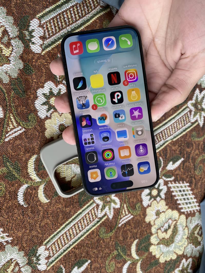 Apple iPhone 15 Pro 5