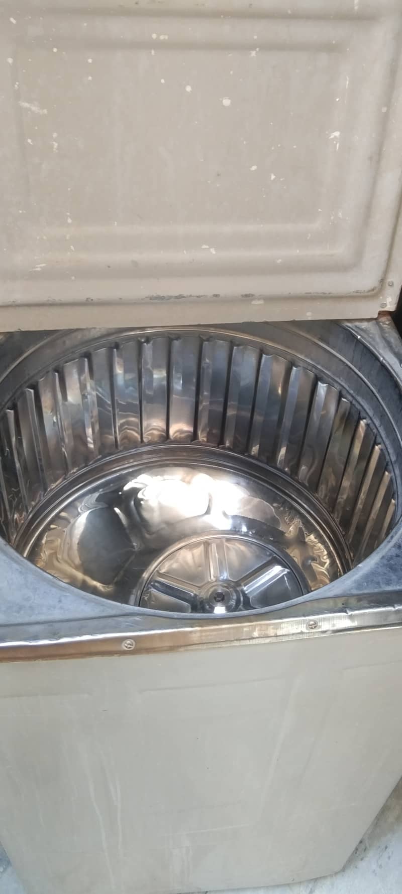 Asia washing machine and super Asia dryer In good working condition 1