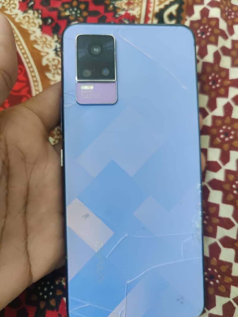 Vivo V21e 1